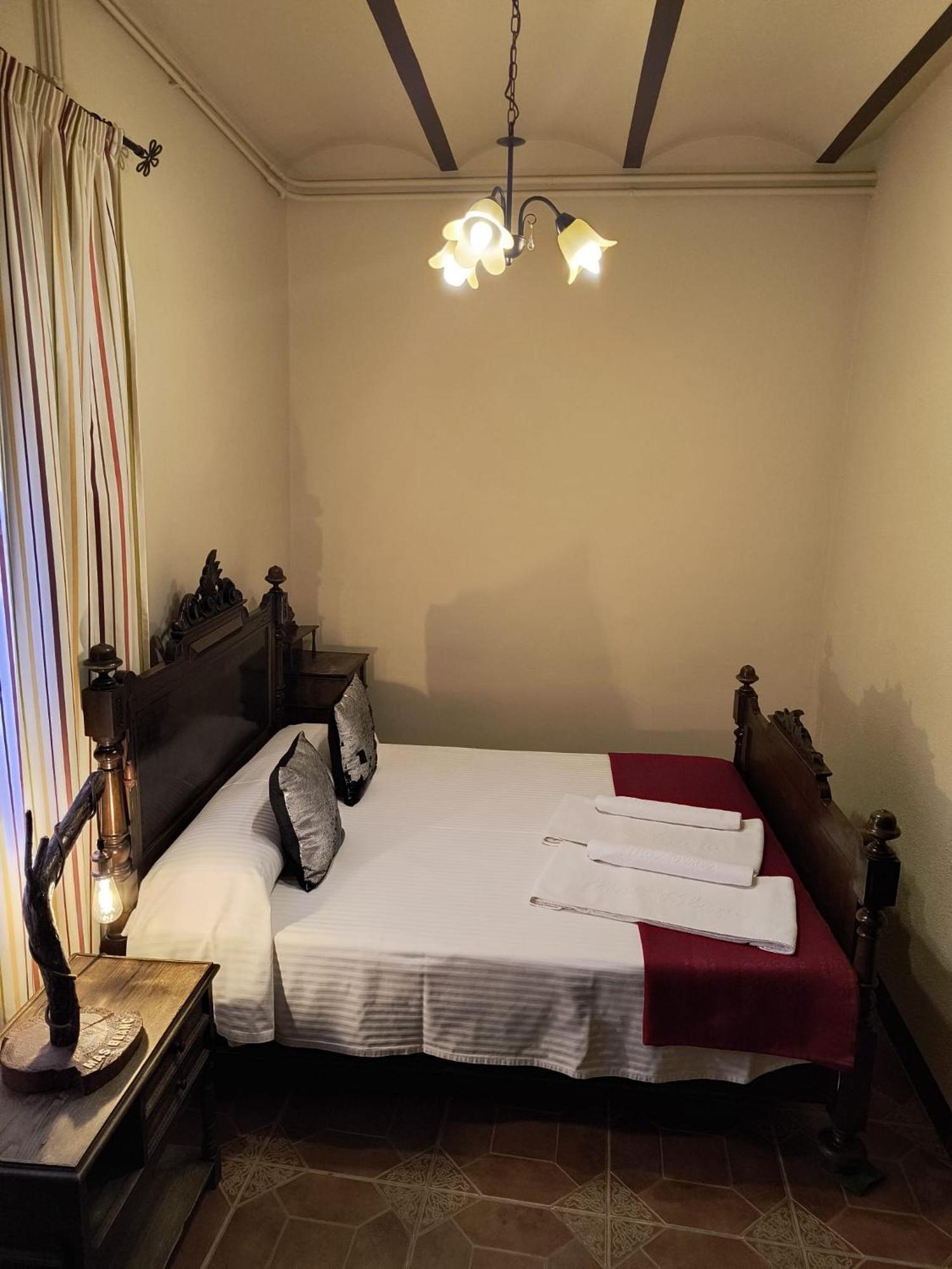 Hostal Rural Mas Blanc San Martín de Centellas Oda fotoğraf