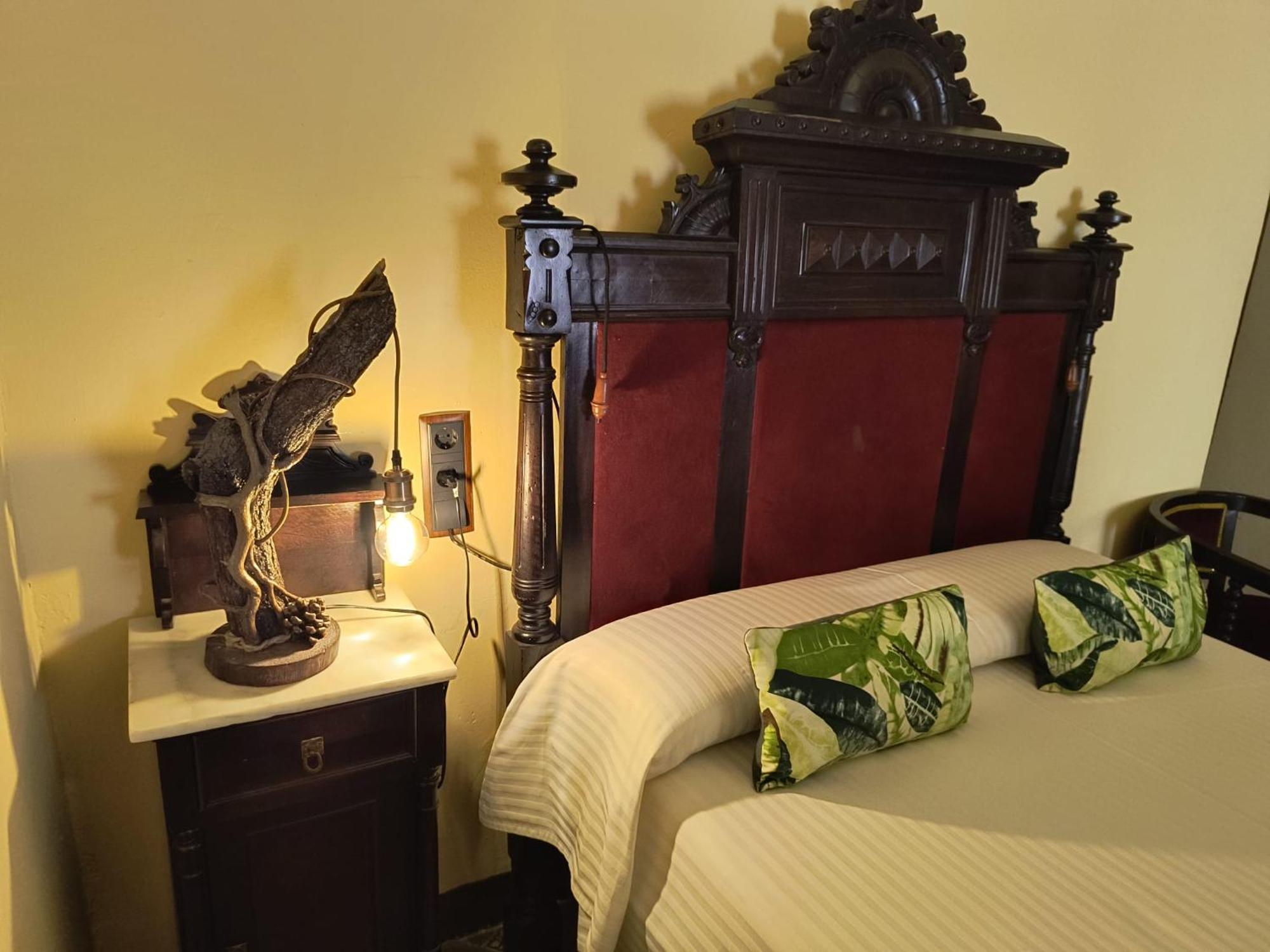 Hostal Rural Mas Blanc San Martín de Centellas Dış mekan fotoğraf